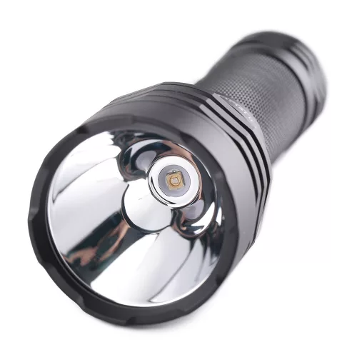 Linterna Convoy M21A UV 365 nm 21700 con LED SBT-10X-UV y filtro ZWB2 instalado