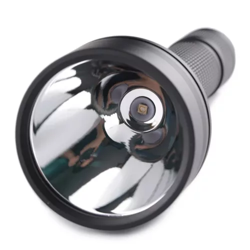 Linterna Convoy L21B UV 365 nm 21700 con LED SBT-10X-UV y filtro ZWB2 instalado