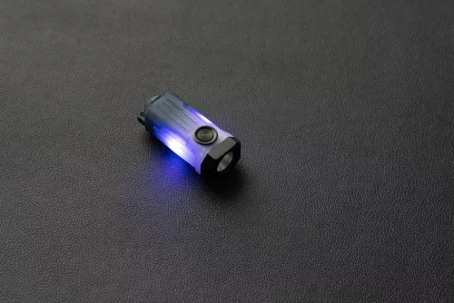 Linterna mini EDC WUBEN E2 para llavero – 150 lúmenes, recargable por USB-C, magnética, luz de señalización roja y azul