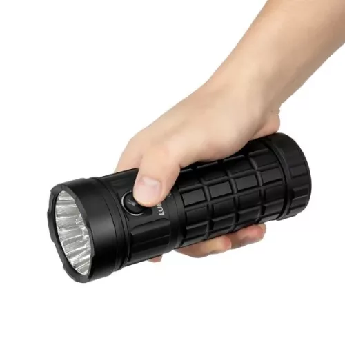 Foco de búsqueda Lumintop GT18 con 7000 lúmenes y una batería de 32.000 mAh